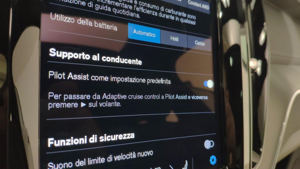 VOLVO Xc60 T6 Plug-In Hybrid Awd Automatico Ultra Black Ed.