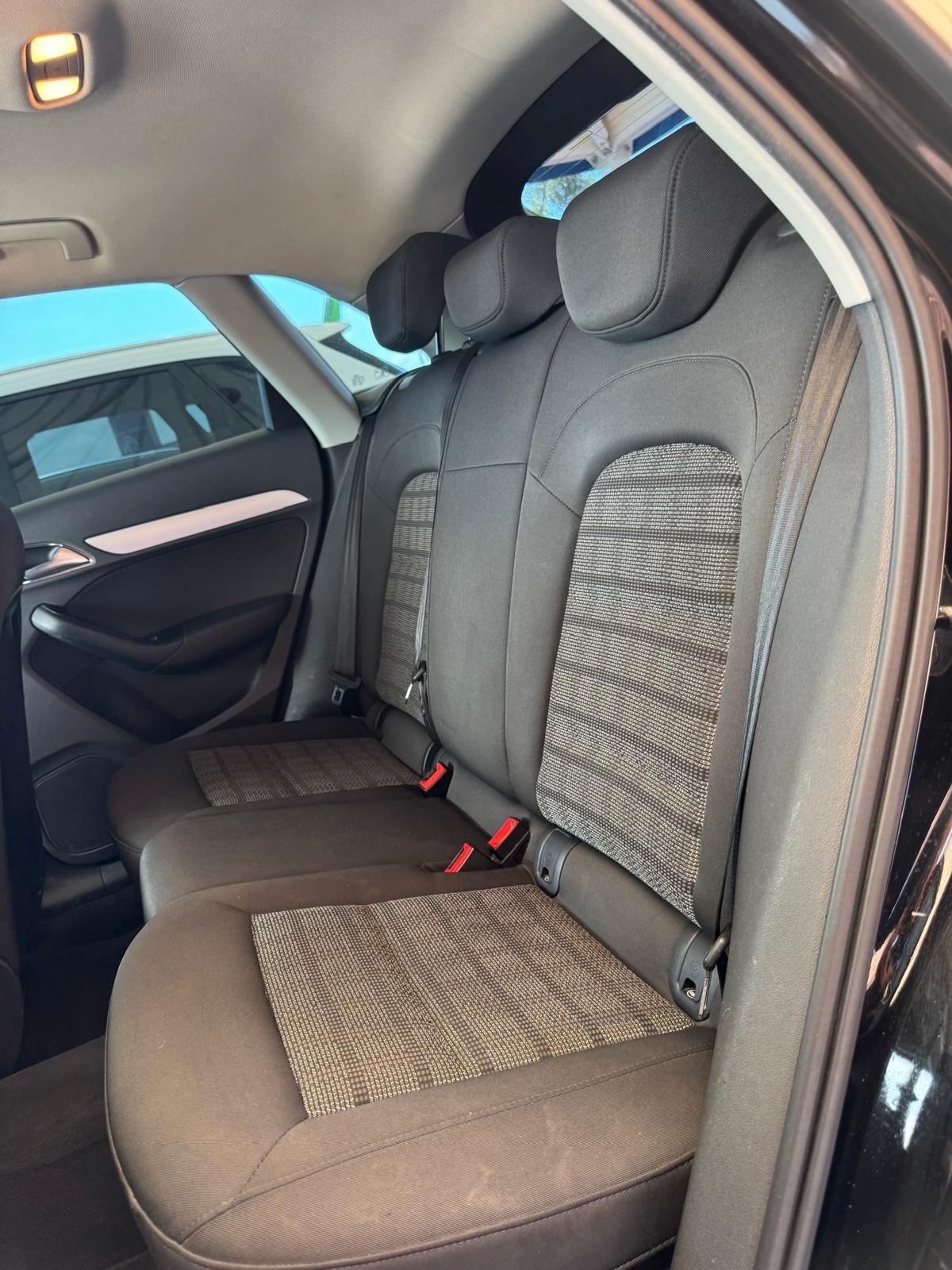 Audi Q3 2.0 TDI 150 CV quattro S tronic edition Sport