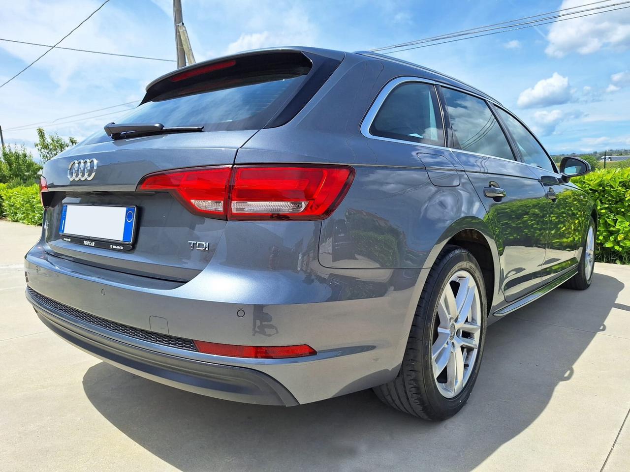 Audi A4 Avant S-LINE 2.0 TDI 150cv Automatica