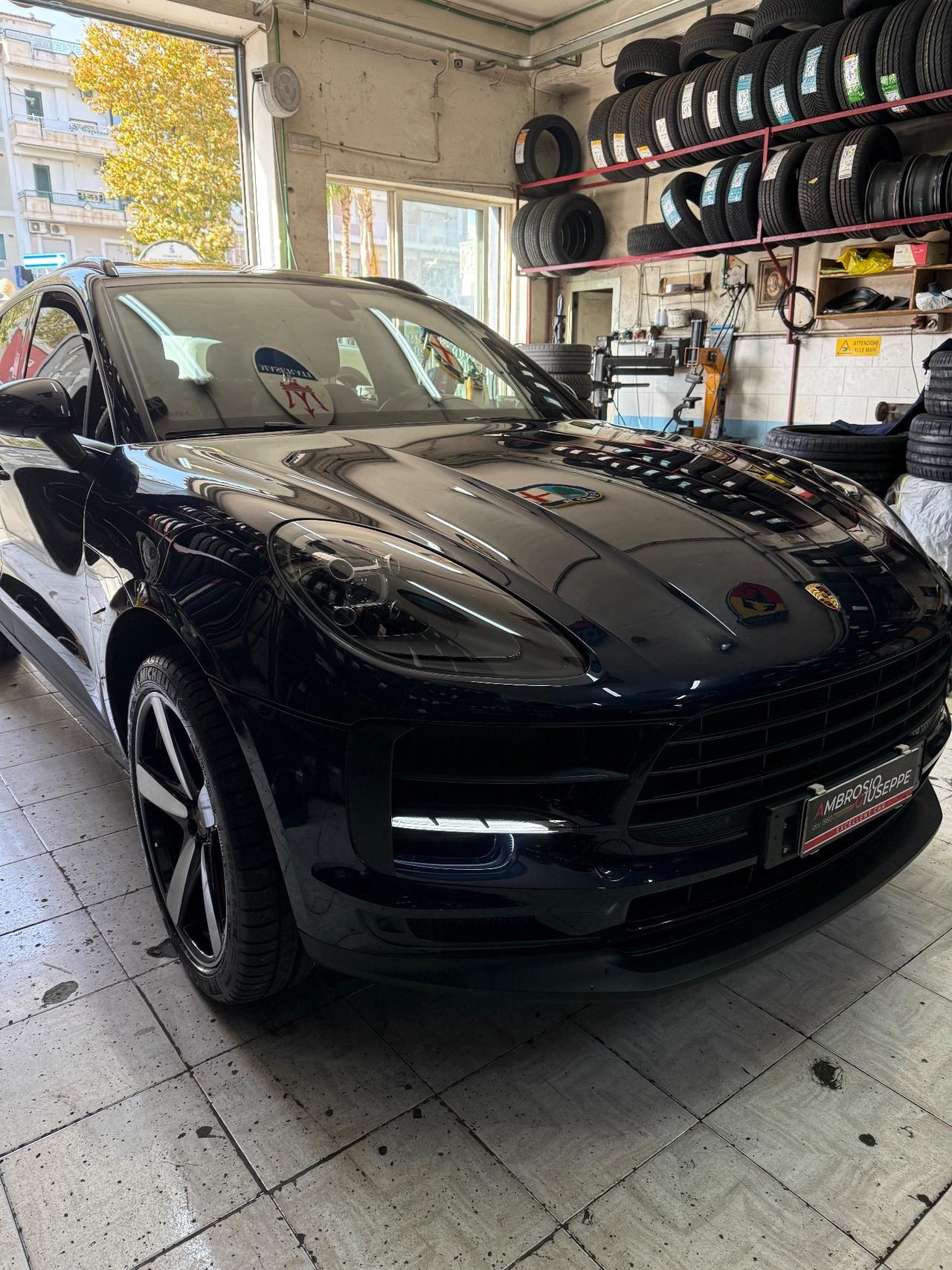 Porsche Macan 2.0 245 CV PASM TETTO 21