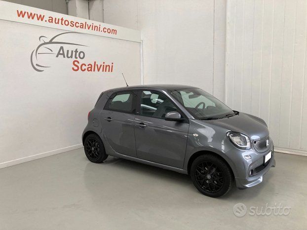 Smart ForFour 70 1.0 twinamic Pack BRABUS #NEOPATE