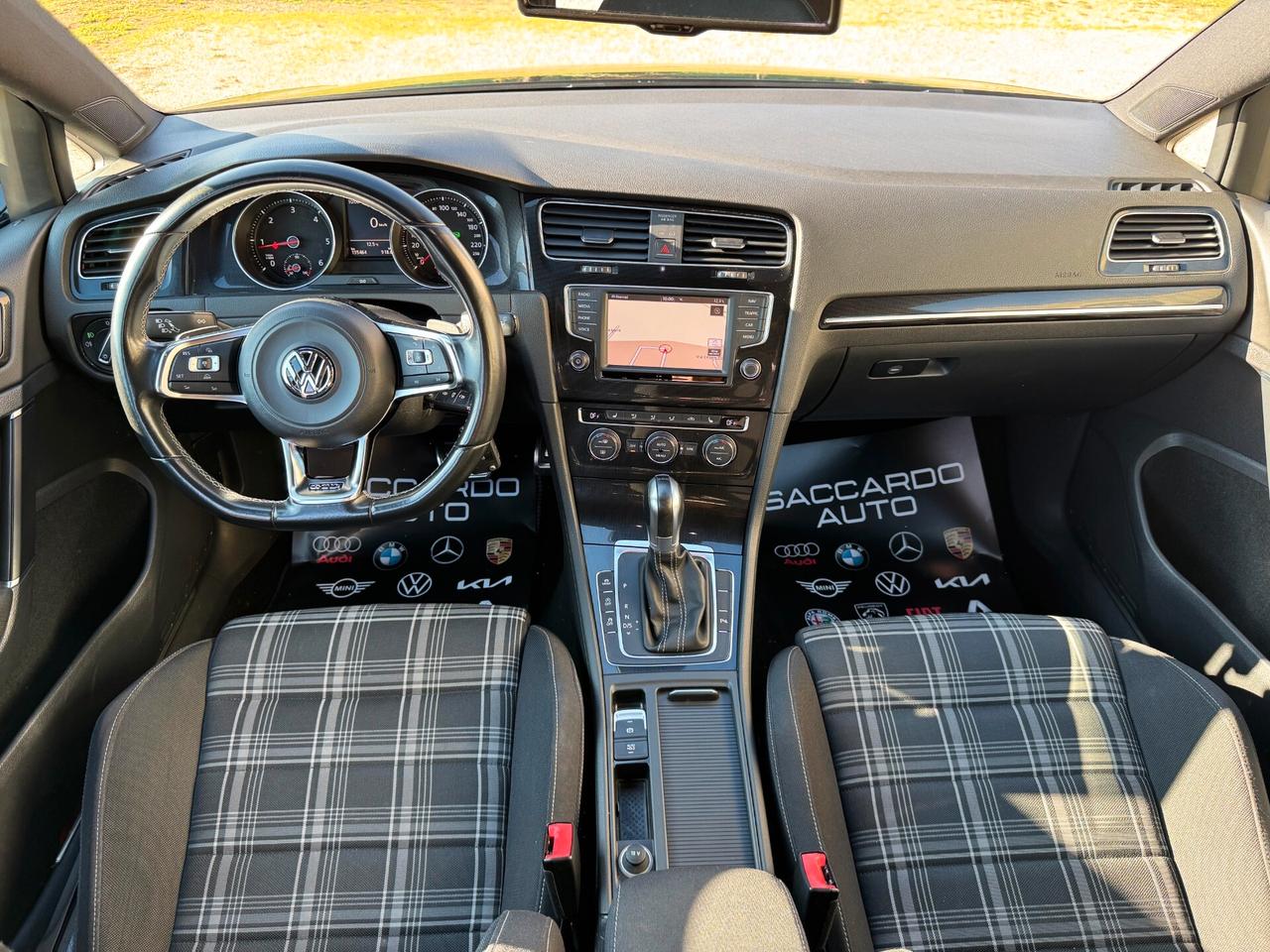 Volkswagen Golf GTD VII 2.0 TDI 184cv DSG | PROMO