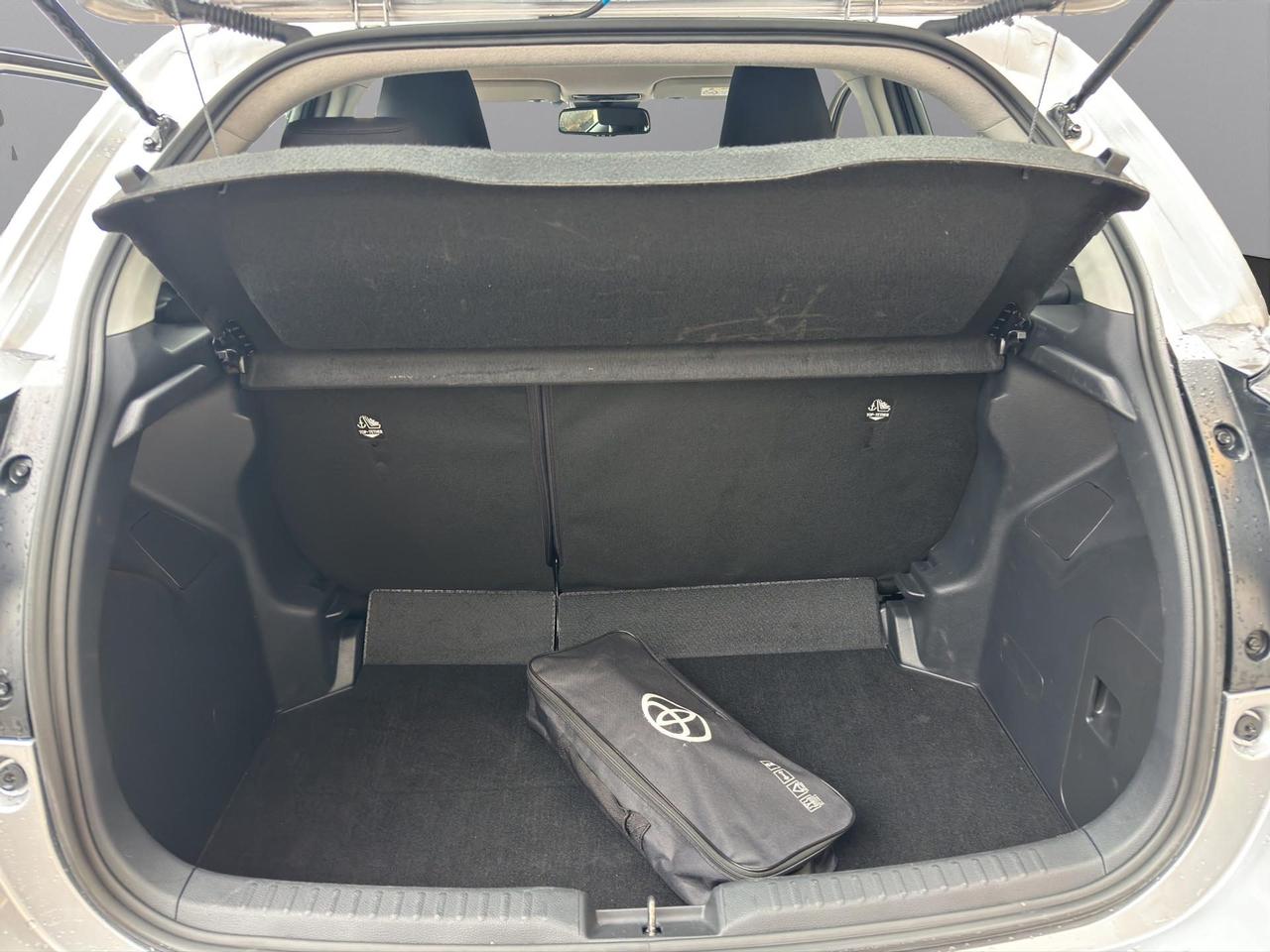 Toyota Yaris 1.5h Active