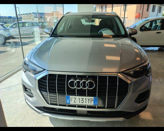 AUDI Q3 35 TDI S tronic Business Advanced