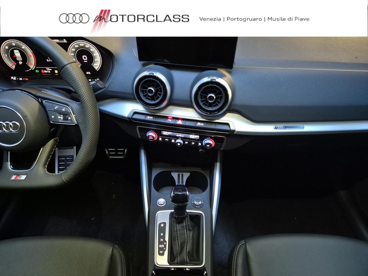 Audi Q2 35 2.0 tdi identity black s tronic