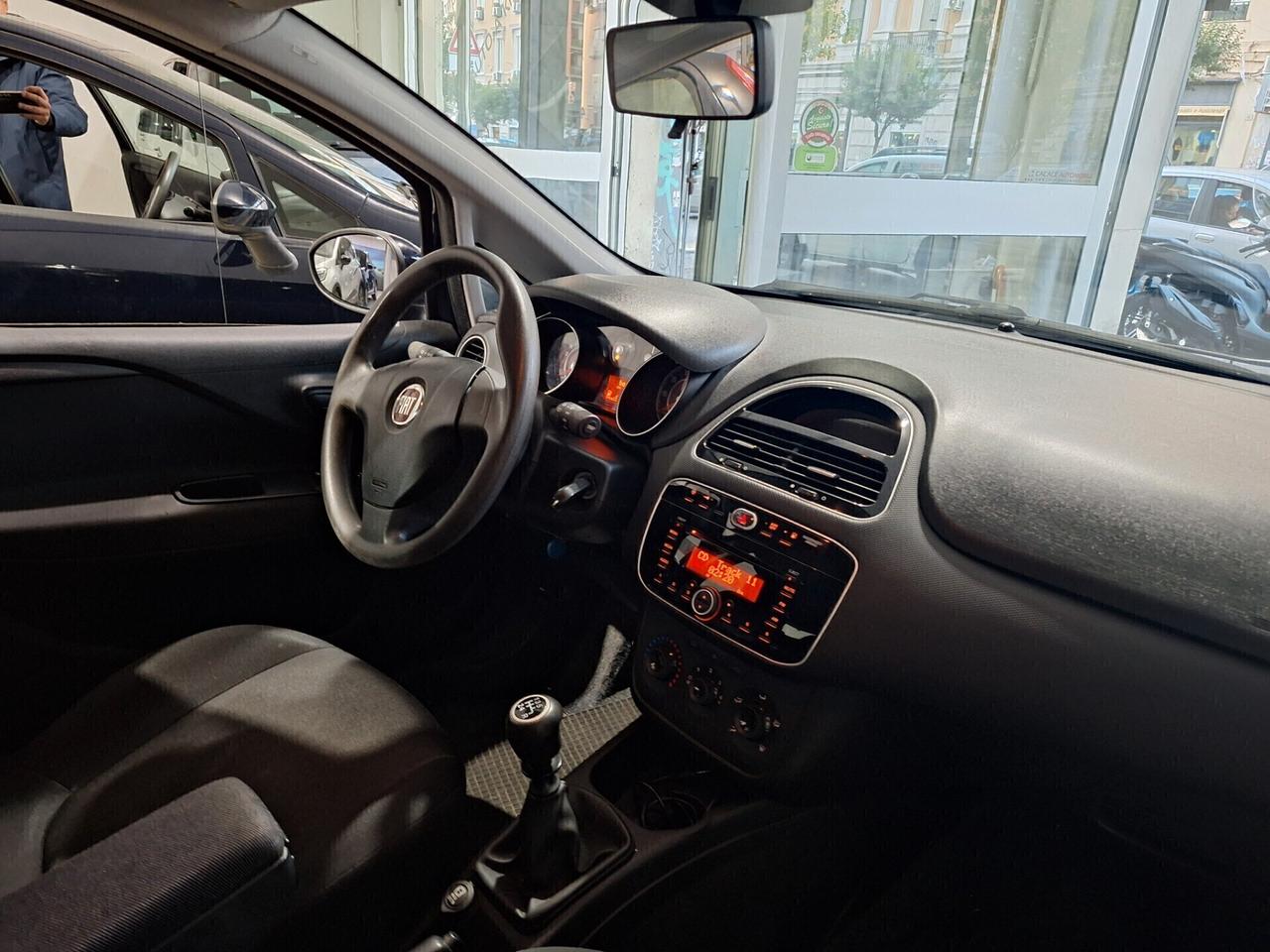 Fiat Punto 1.4 Natural Power 77cv Lounge 2016