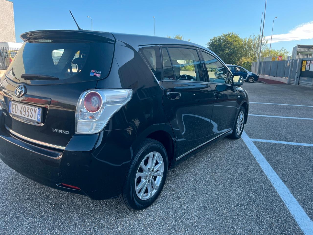 Toyota Verso 2.0 D-4-D Luxury Pack 7 posti TETTO PANORAMICO
