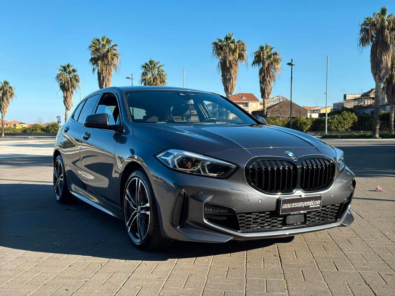 Bmw 118d 5p. Msport Black Shadow Line