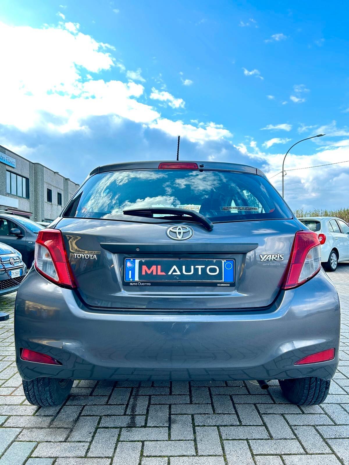 Toyota Yaris 1.0 5 porte Lounge - ok neopatentato