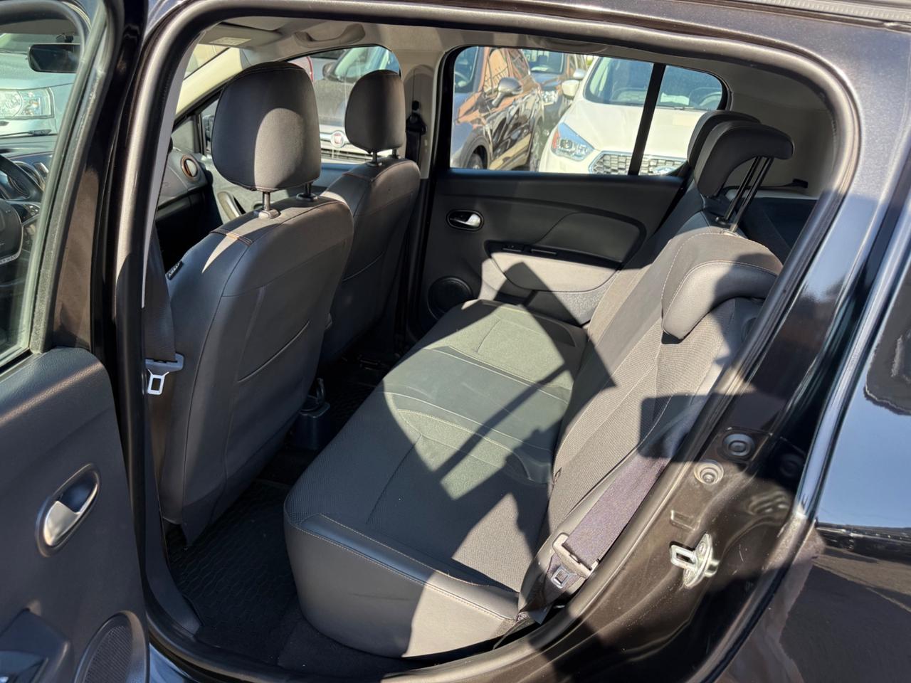 Dacia Sandero 0.9 TCe 12V T-GPL 90CV S&S Serie Spec. Brave