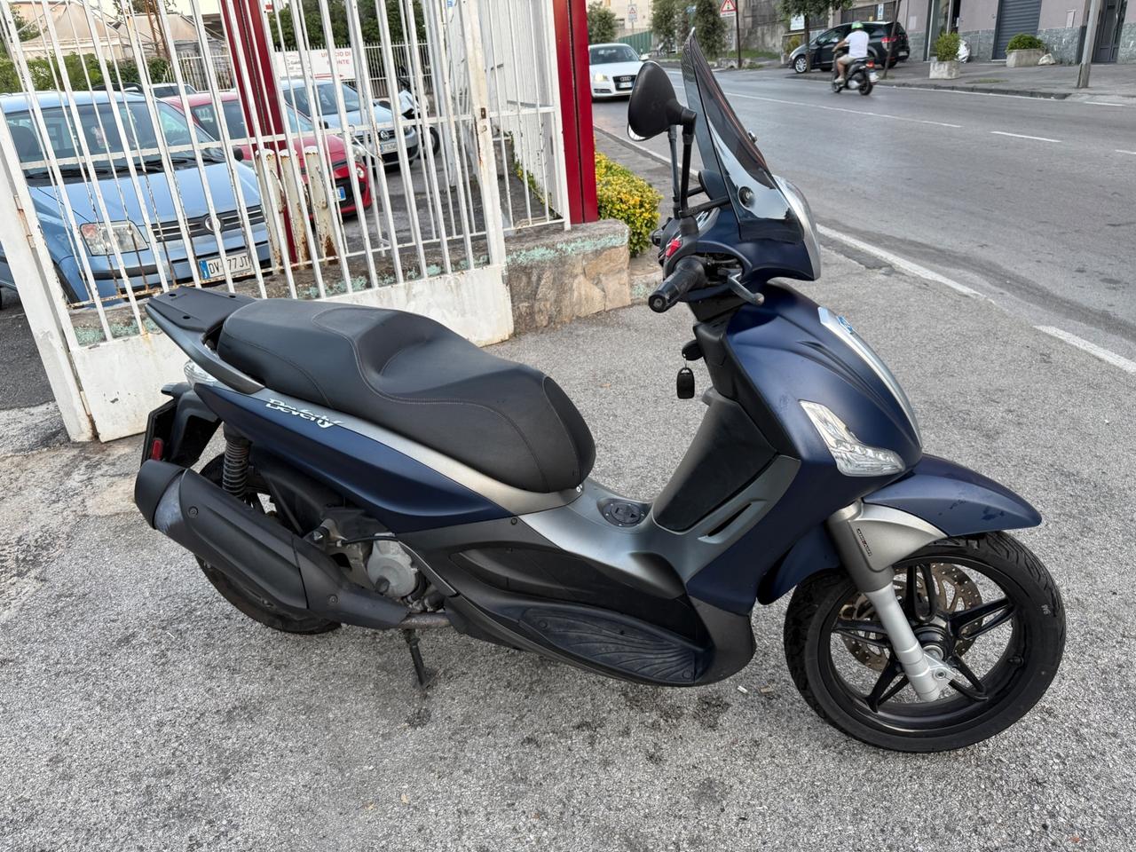 Piaggio Beverly 350