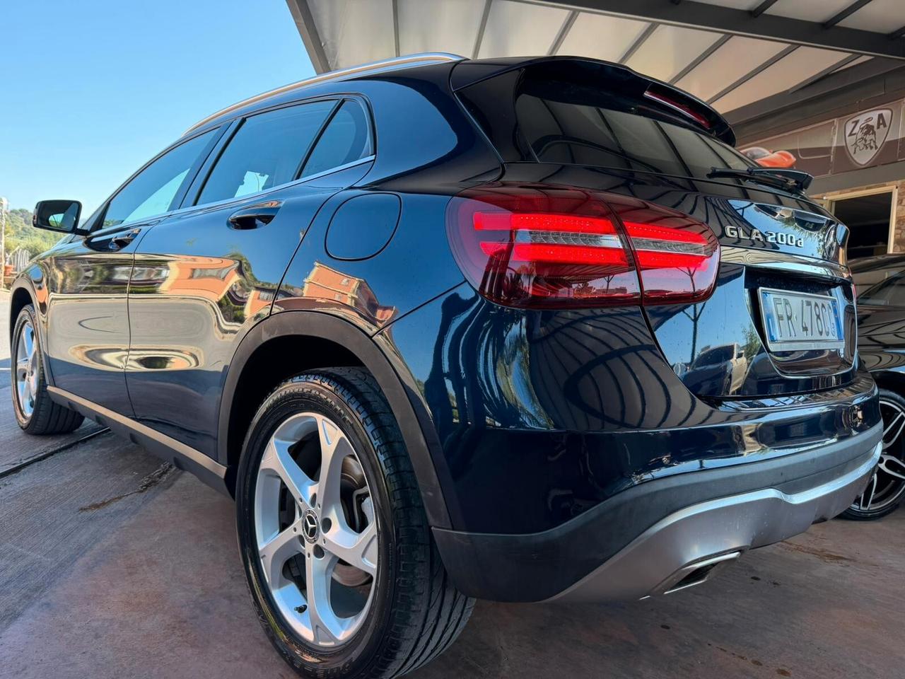 Mercedes-benz GLA 200 d Automatic Sport
