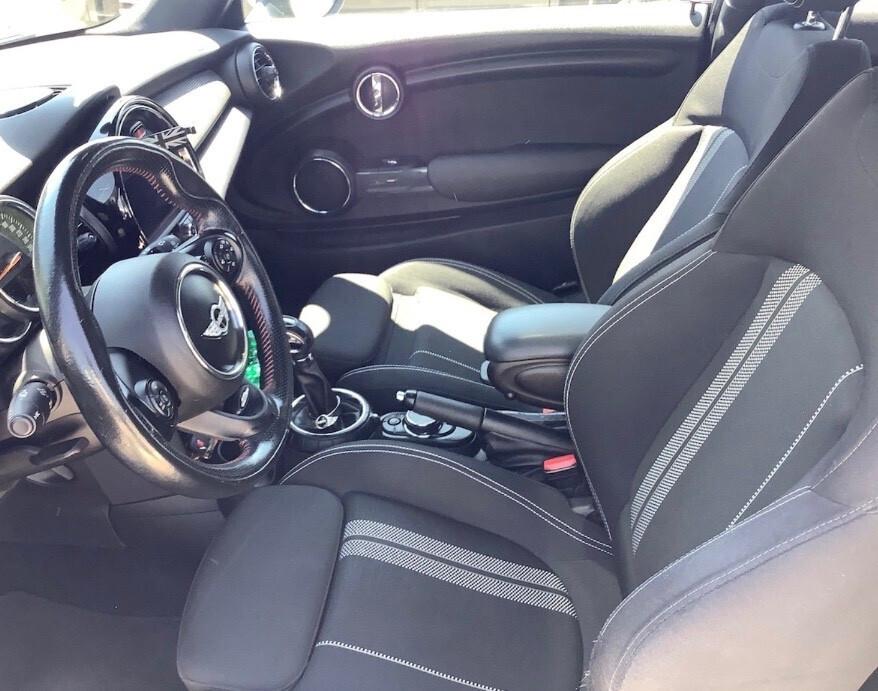 Mini 1.5 Cooper D Business XL 3pt km veri