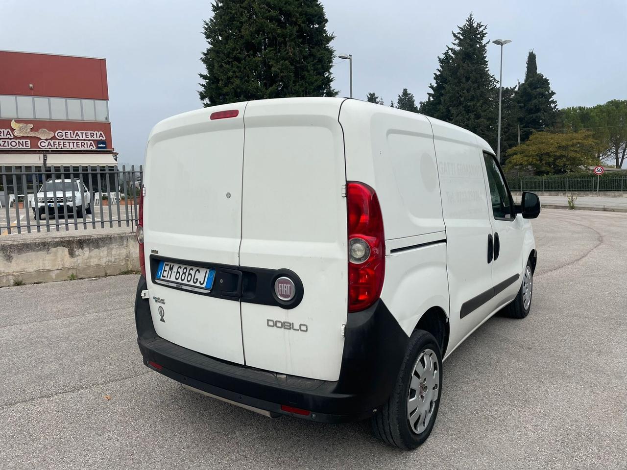 FIAT DOBLO 1.4 METANO 2012