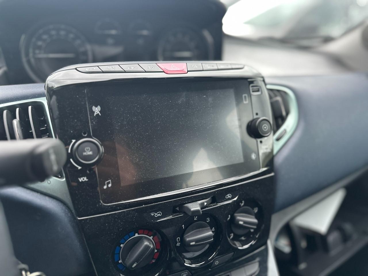 LANCIA Ypsilon III 2021 - Ypsilon 1.0 firefly hybrid Platino s&s 70cv