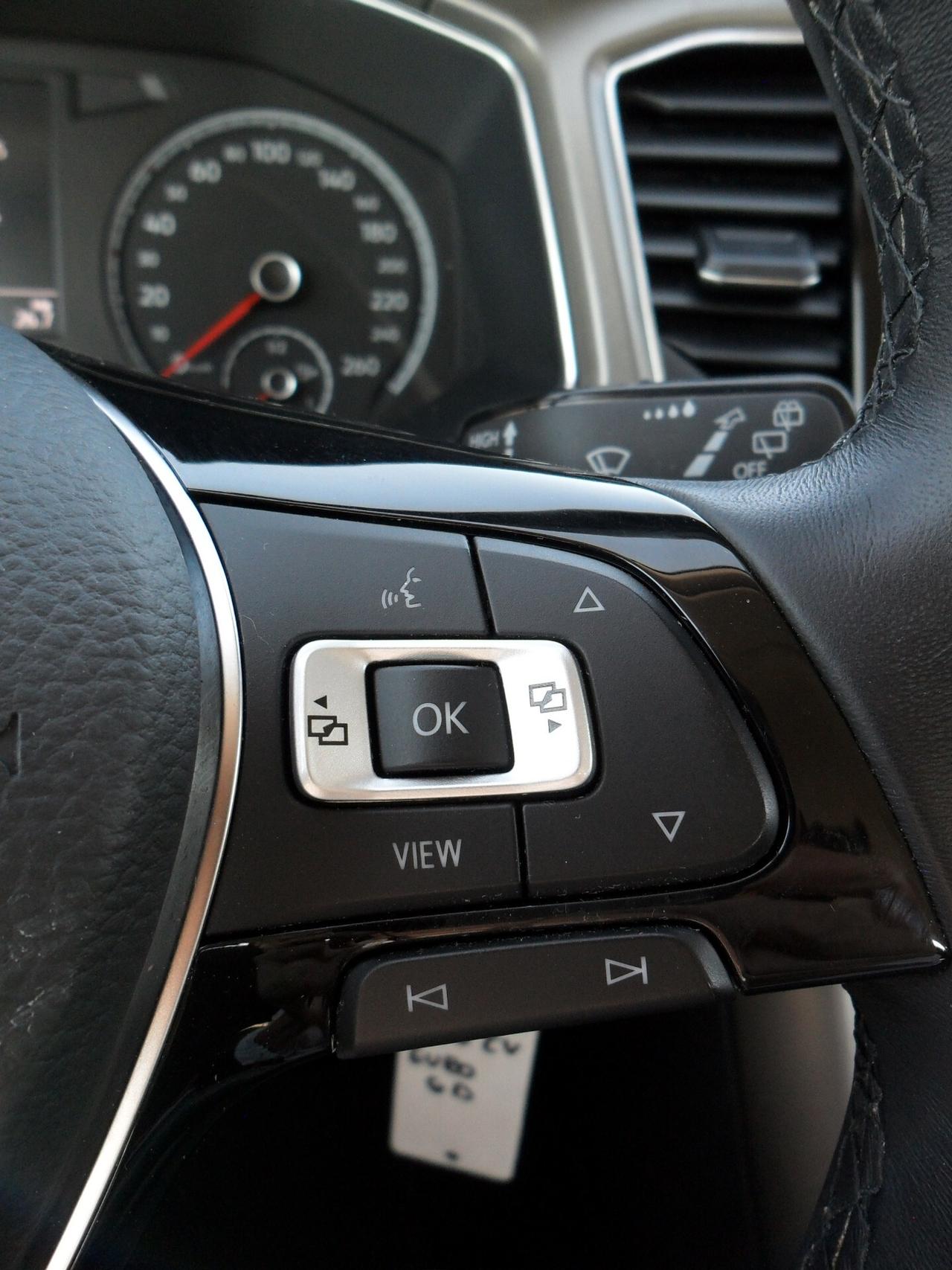 Volkswagen T-Roc 2.0 TDI SCR Business BlueMotion Technology