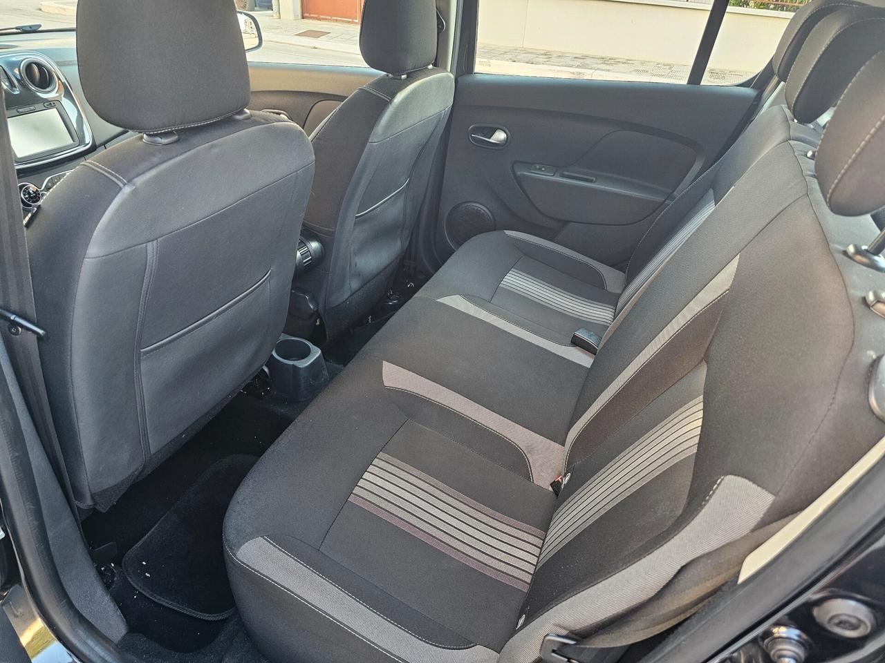 DACIA SANDERO STAPWAY 1.5 DCI 90CV WOW