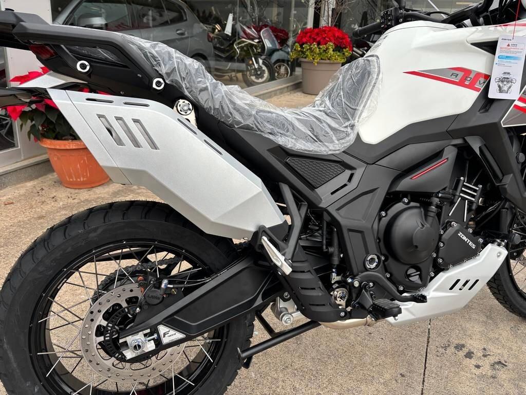 Zontes ZT 703 F tua a soli 85 euro al mese senza anticipo