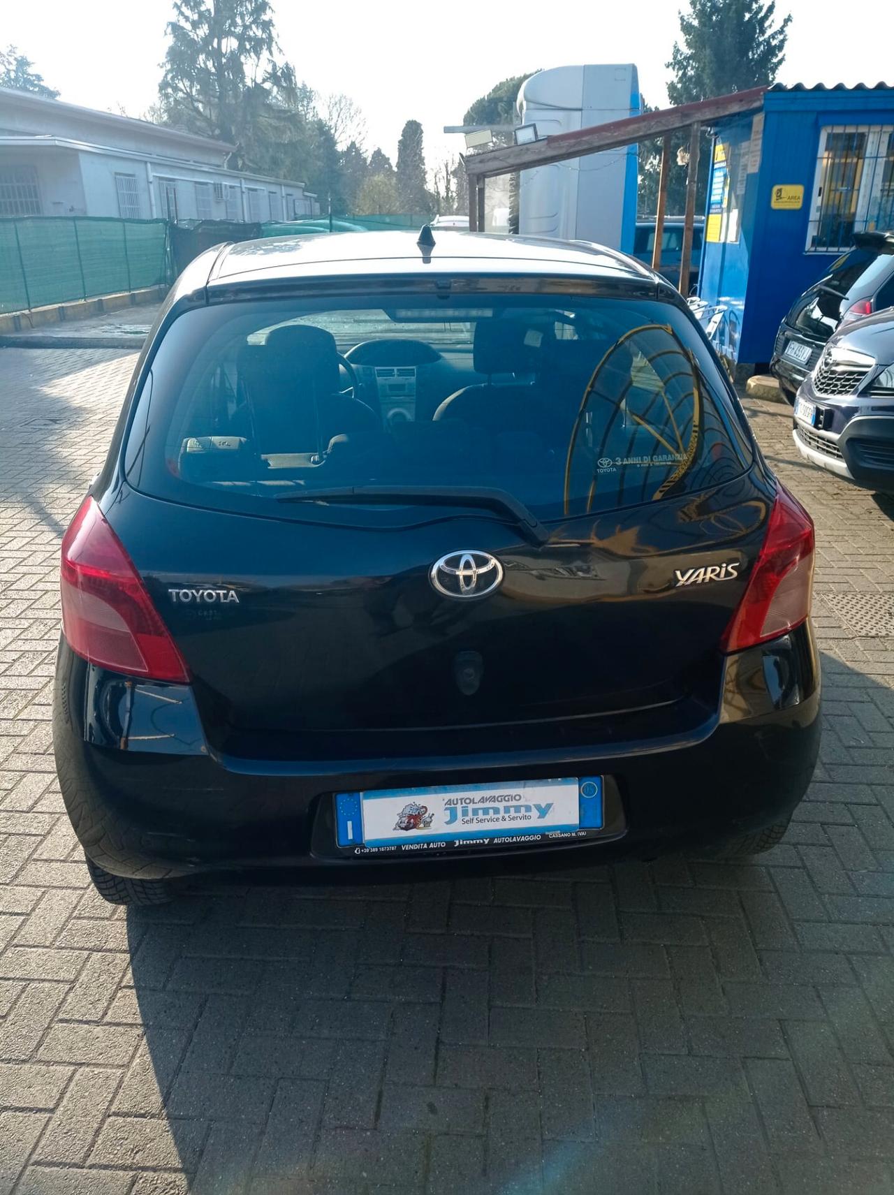 Toyota Yaris 1.0i 16V cat 5 porte Expo