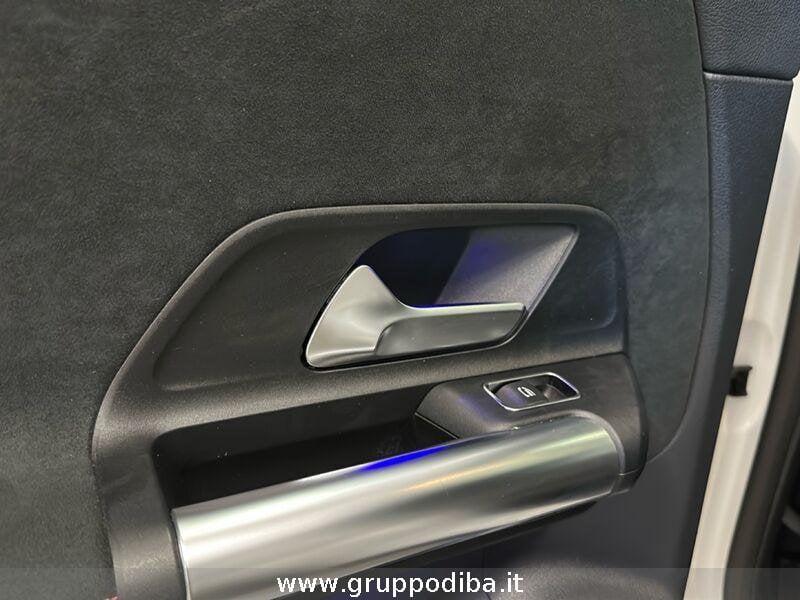 Mercedes-Benz GLA GLA-H247 2023 200 Progressive Advanced auto