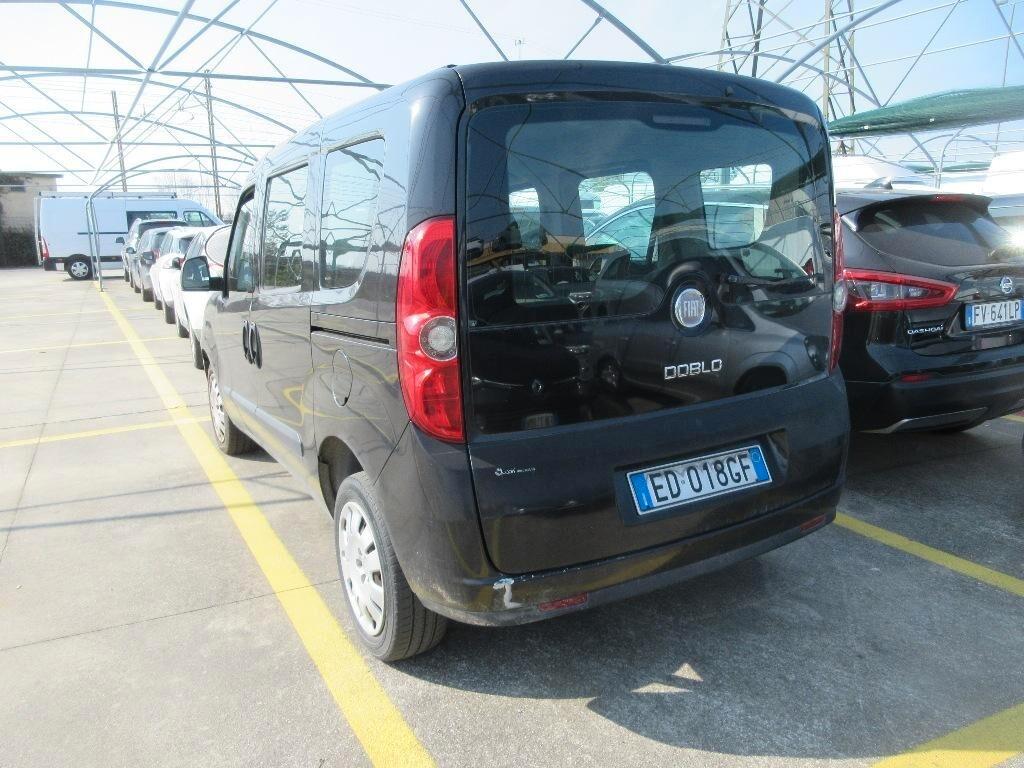 Fiat Doblo 1.6 MJT 105 Cv Emotion 5 Posti