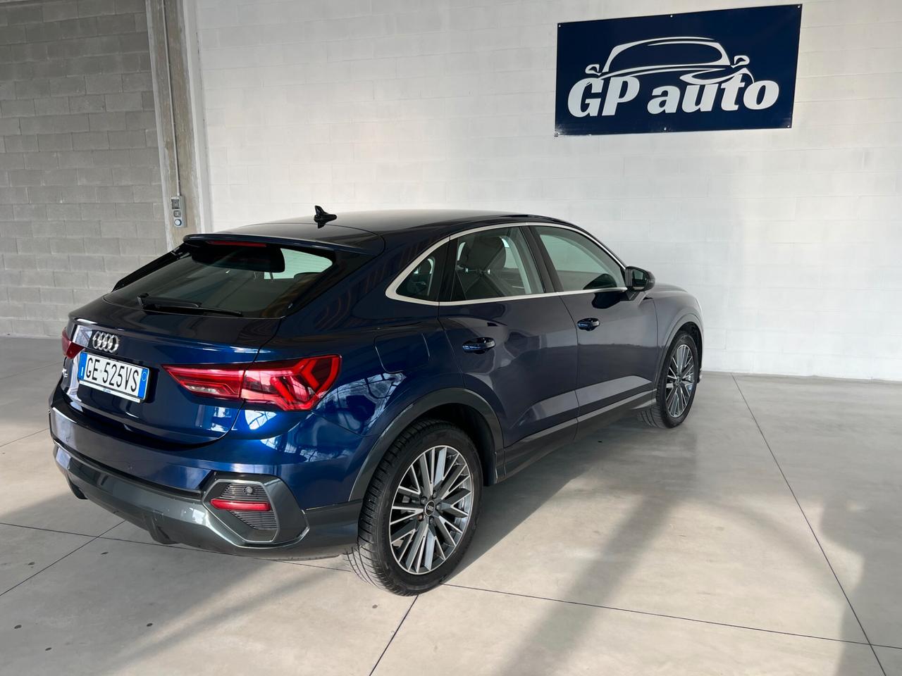 Audi Q3 SPB 35 TDI S tronic Business Plus