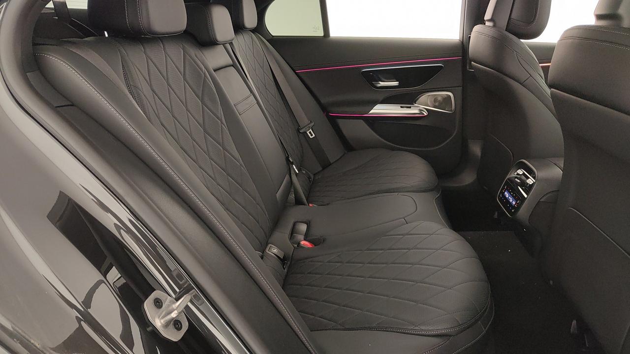 Mercedes-Benz E 300 de phev AMG Line Premium Plus 4matic auto