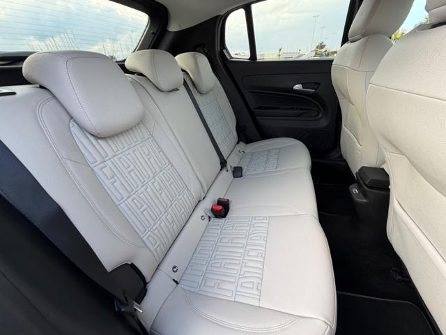 FIAT 600 HYBRID 110 CV DCT MHEV LA PRIMA+PELLE+18+LED