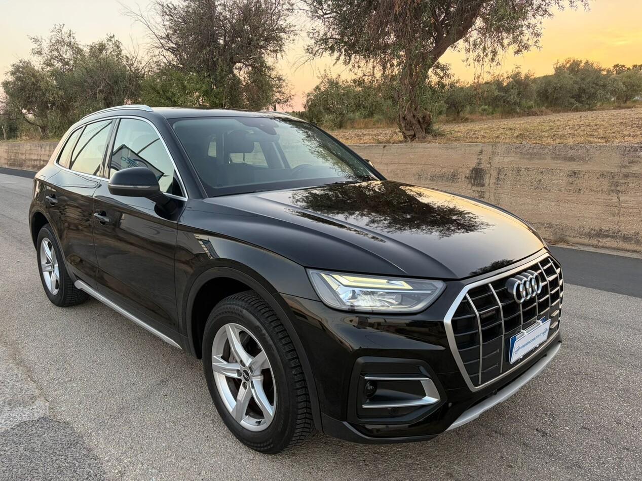 Audi Q5 40 2.0 tdi mhev 12V Business Advanced quattro s-tronic