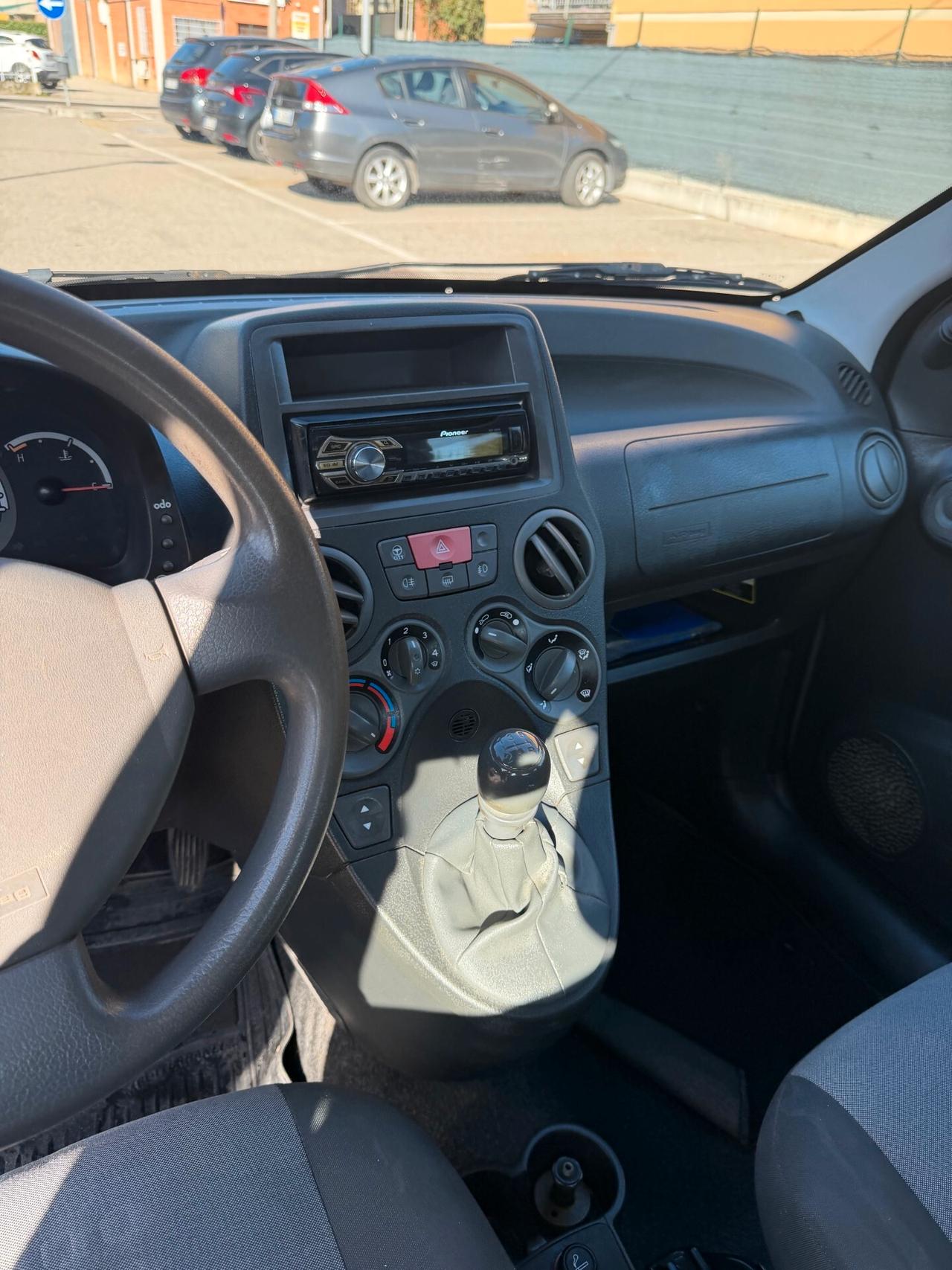 Fiat Panda 1.2 Gpl - NEOPATENTATI - 12 MESI DI GARANZIA -