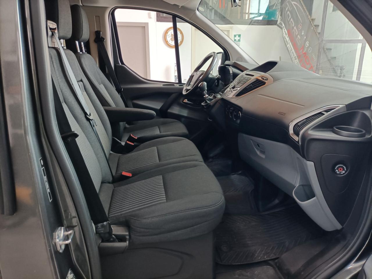 Ford Transit Custom 310 2.0 TDCi CV 131 PC Combi Trend 09/2017