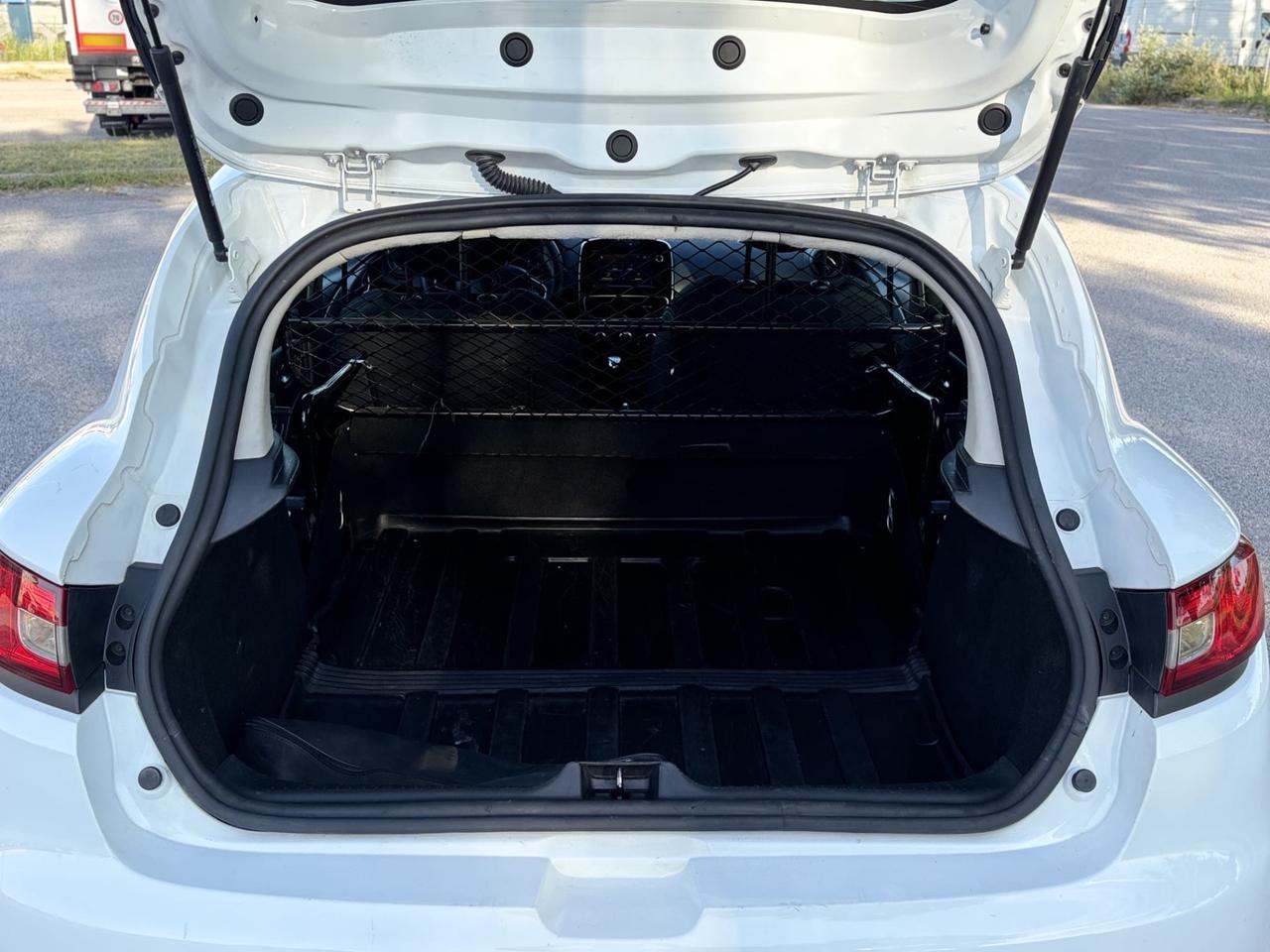 Renault clio van 1.5 diesel 2017