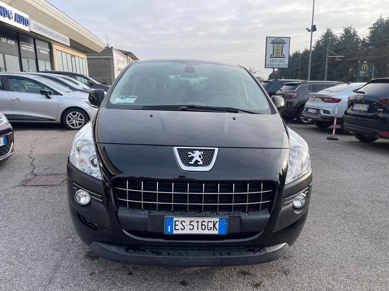 Peugeot 3008 1.6 e-HDi 115CV cambio robotizzato Stop&Start Allure