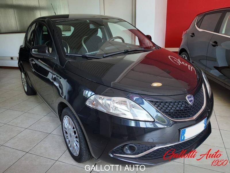 Lancia Ypsilon 1.2 69cv Gold