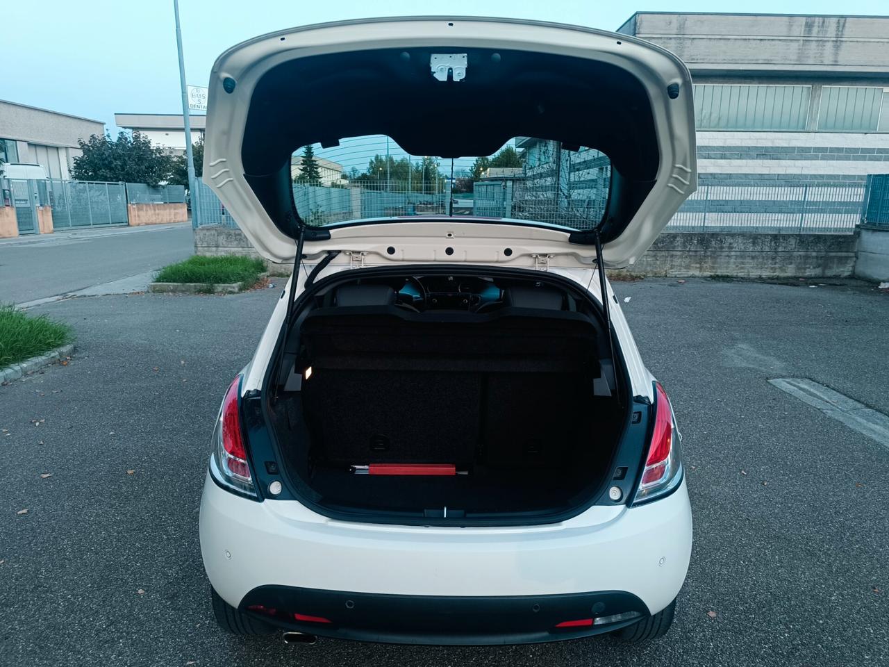 Lancia Ypsilon 1.3 MJT del 2014 NEOPATENTATI