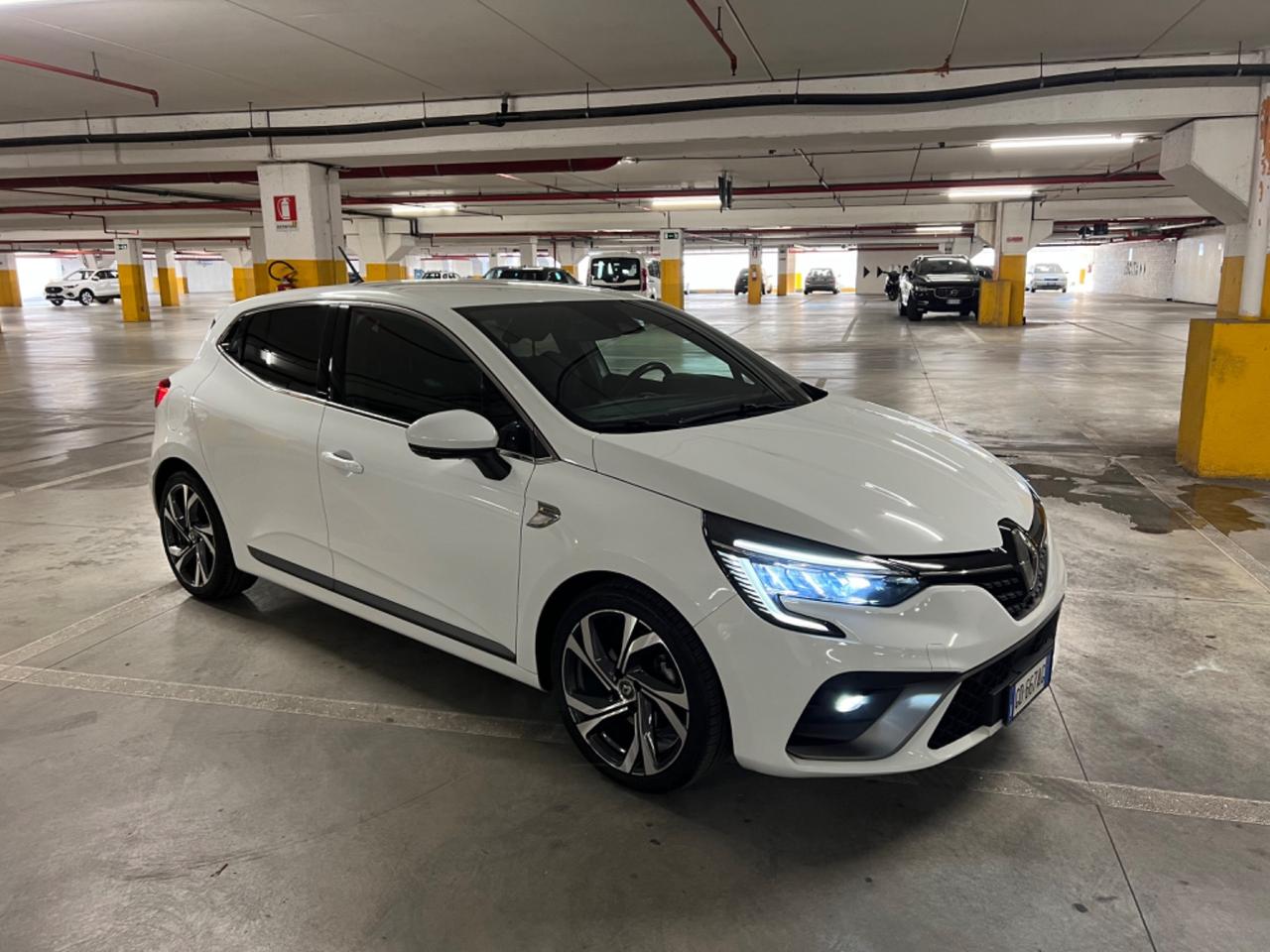 Renault Clio Hybrid E-Tech 140 CV 5 porte R.S. Line