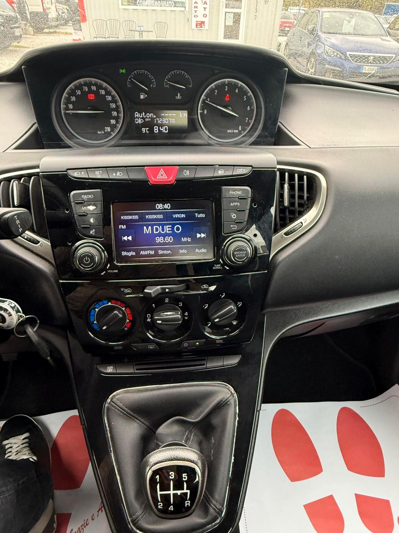 Lancia Ypsilon 1.2 69 CV 5 porte GPL Ecochic Gold