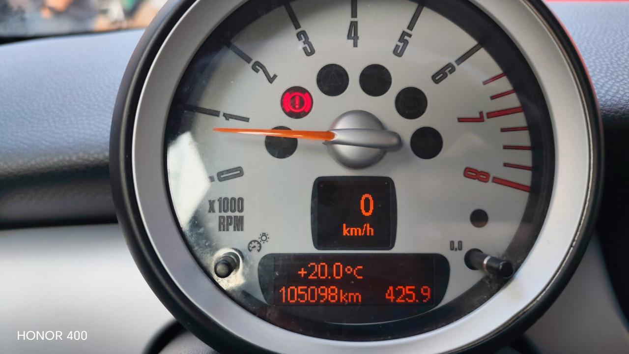 Mini Cooper Clubman 1.6 16V Chili