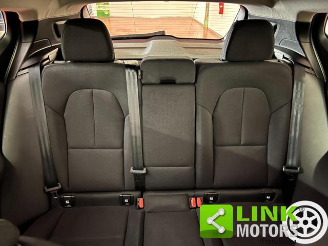 VOLVO XC40 D3 SENSUS NAVI - GARANZIA