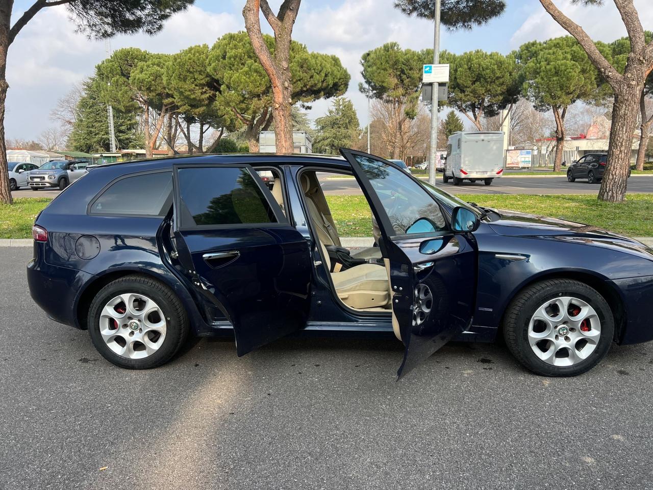 Alfa Romeo 159 1.9 JTDm Sportwagon Progression