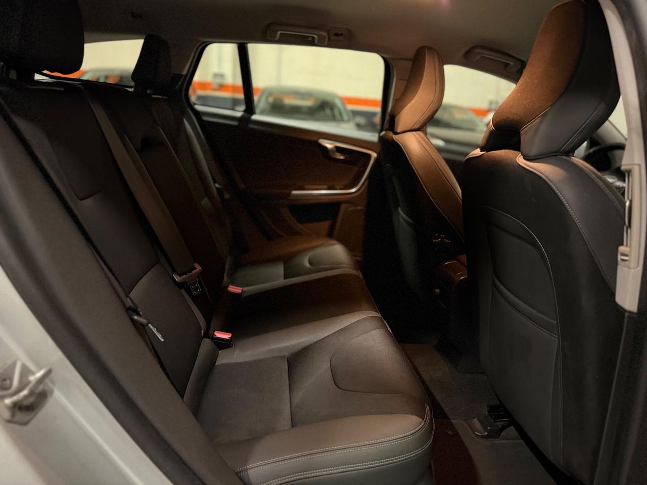 Volvo V60 D3 Geartronic Kinetic AUTOMATICA