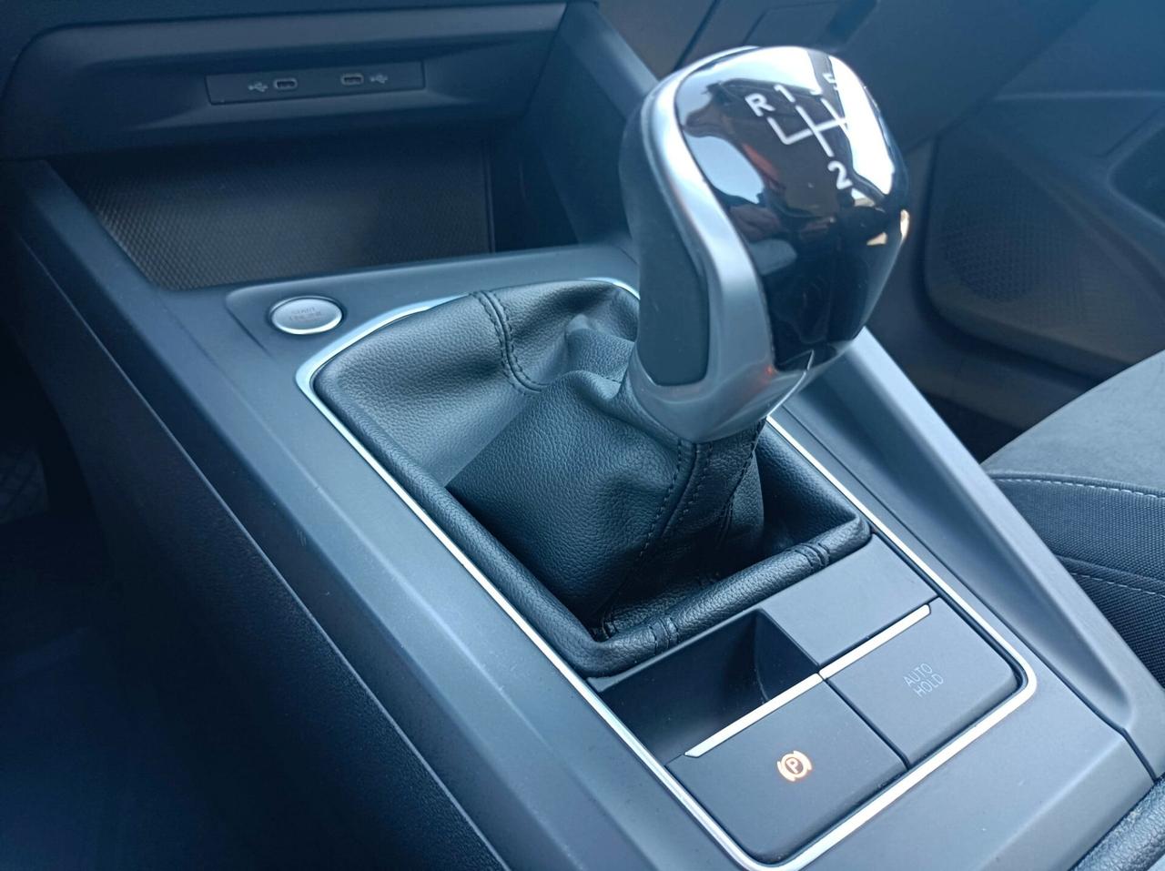 Volkswagen Golf 1.5 TGI Style