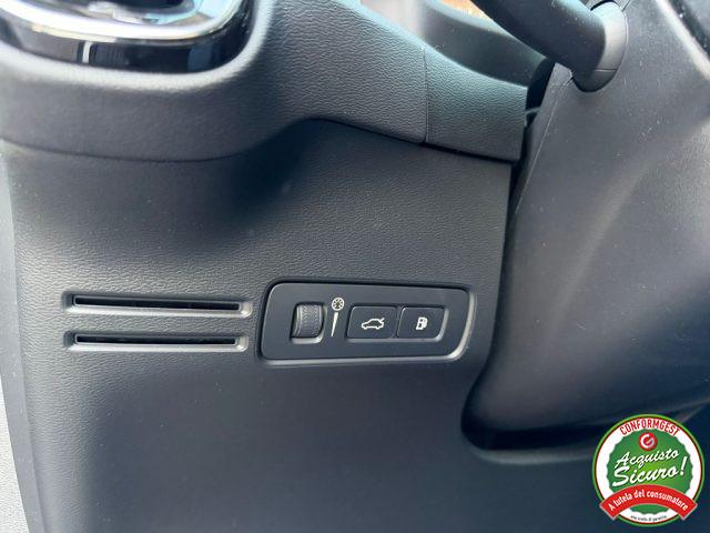 VOLVO XC40 T4 Recharge Plug-in Hybrid Inscription Expression