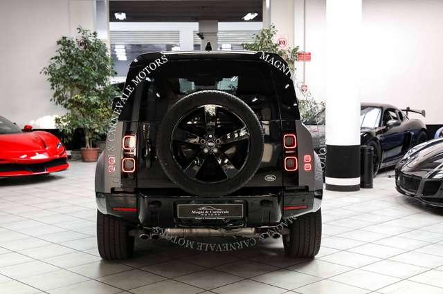 Land Rover Defender 90|V8|22''|MERIDIAN|TETTO|PEDANE|FULL BLACK PACK