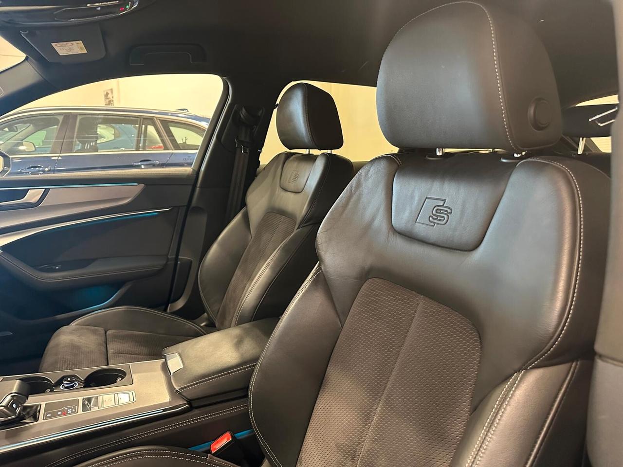 Audi A6 Avant 40 TDI S tronic S LINE