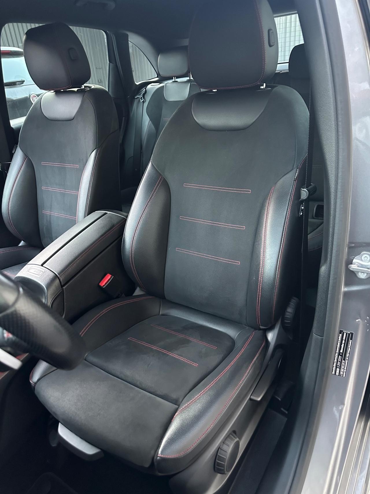 Mercedes-Benz B 180 d Automatic Premium AMG