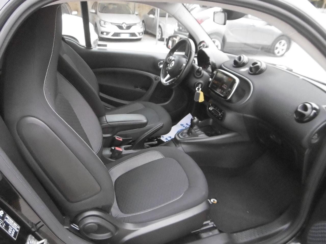 Smart ForTwo EQ Passion Elettrica Neopatentati
