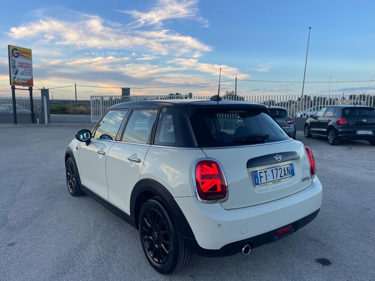 MINI COOPER 1.5D 5 PORTE BICOLOR FULL LED MY19
