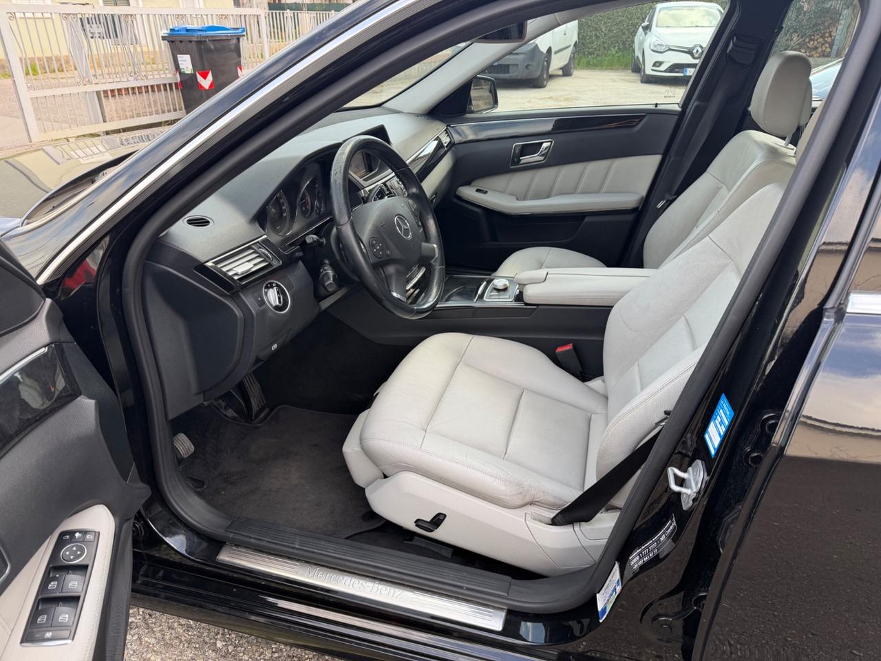 Mercedes-benz E 250 CDI BlueEFFICIENCY Avantgarde