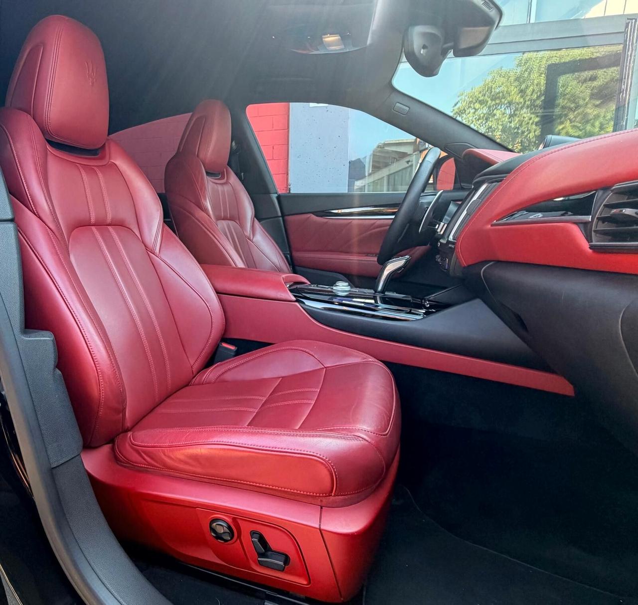 MASERATI LEVANTE 3.0 GRANSPORT Q4 V6 275CV - FULL